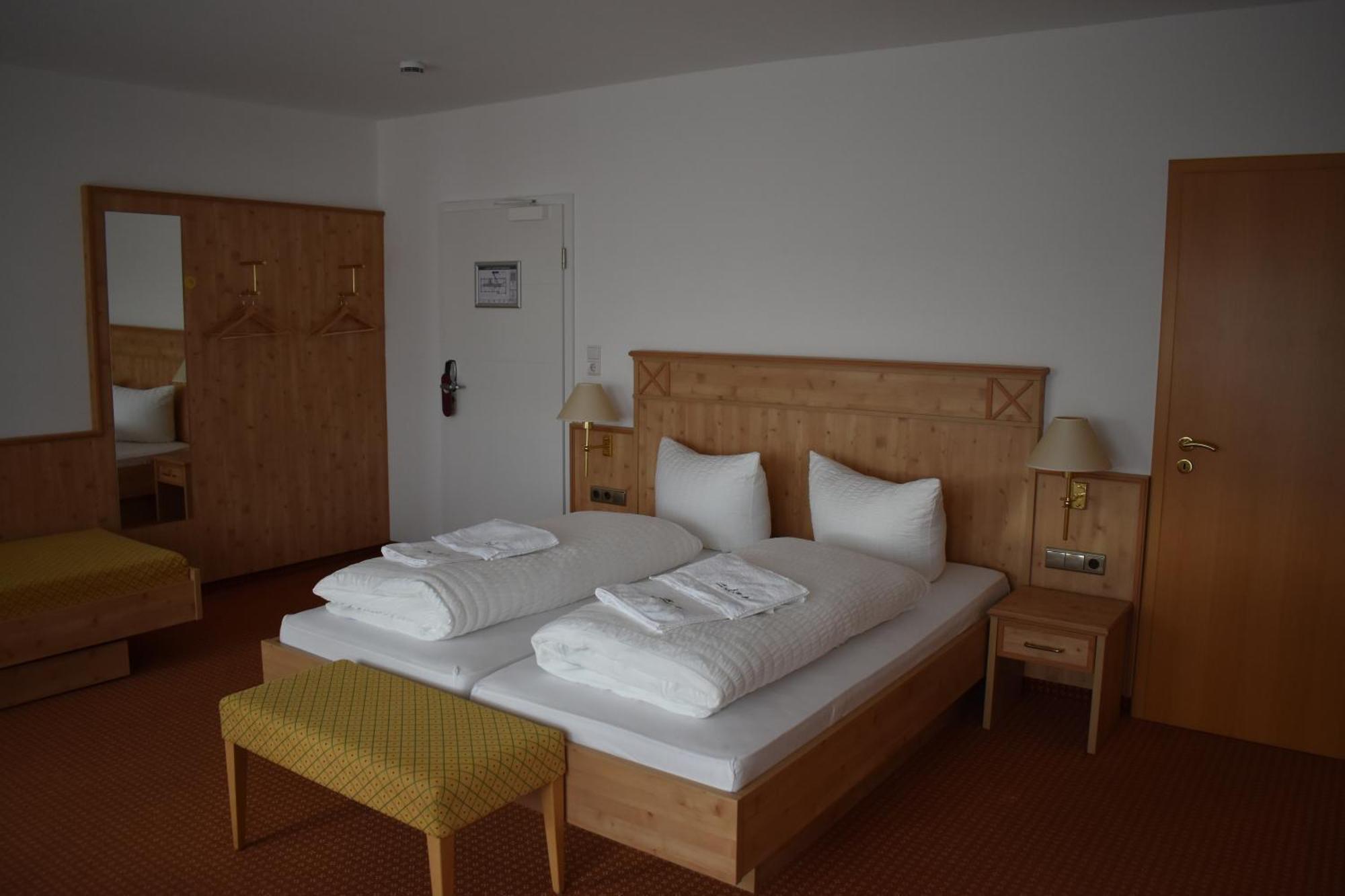 Hotel Talblick Dobel Oda fotoğraf